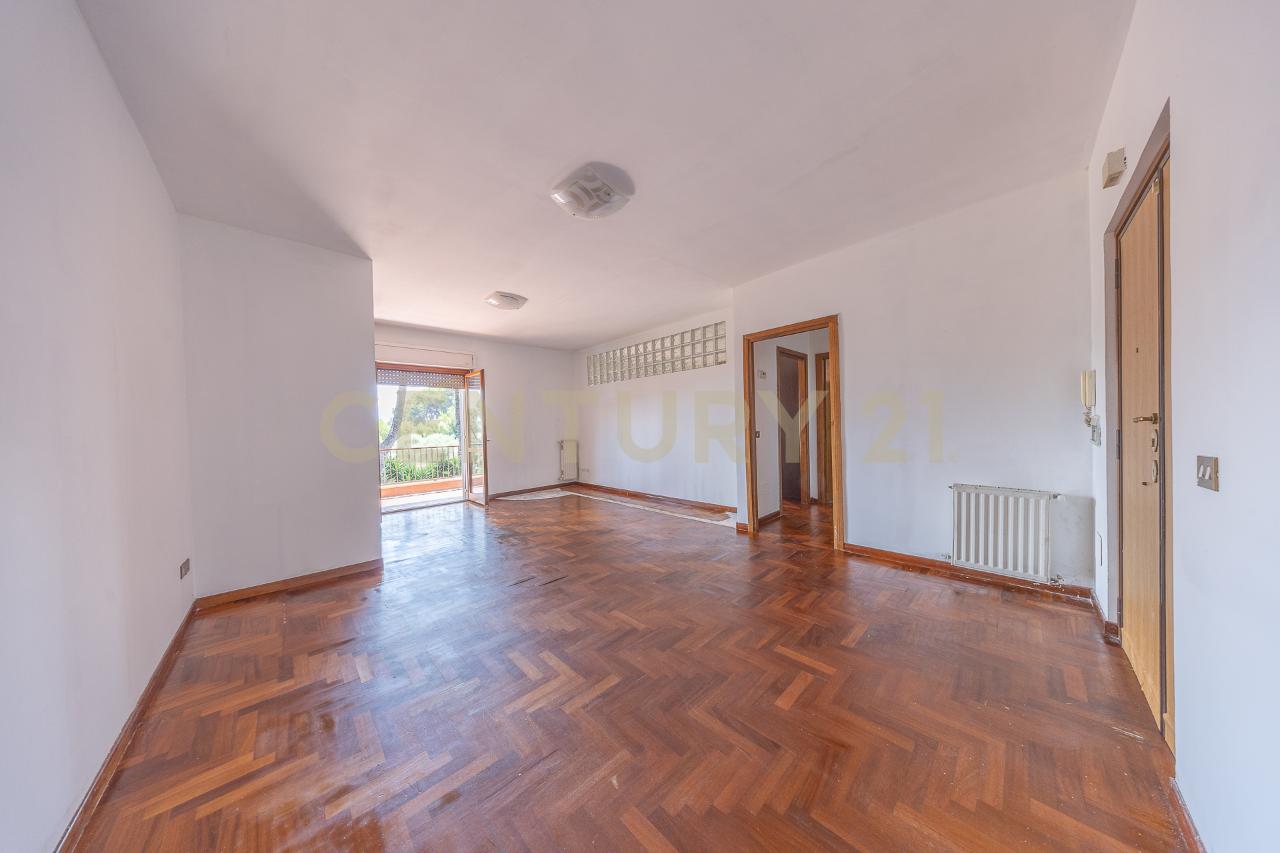 appartamento in vendita a Roma in zona Labaro