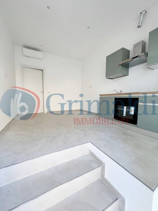 appartamento in vendita a Roma in zona Appio Latino