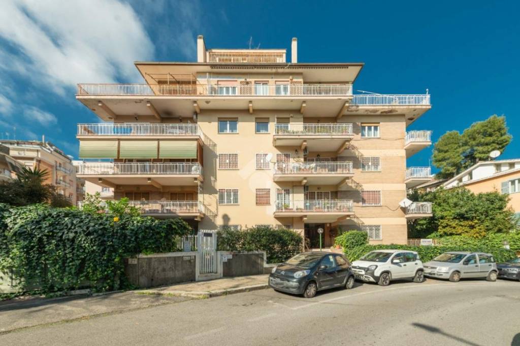 appartamento in vendita a Roma