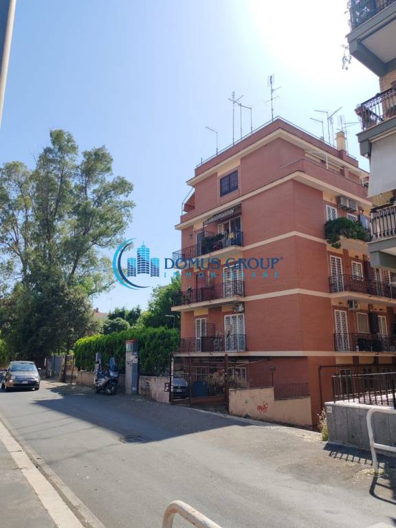 appartamento in vendita a Roma in zona Portuense