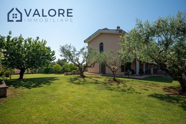 casa indipendente in vendita a Roma in zona Monte Sacro/Talenti