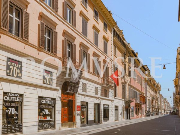 appartamento in vendita a Roma in zona Campo Marzio