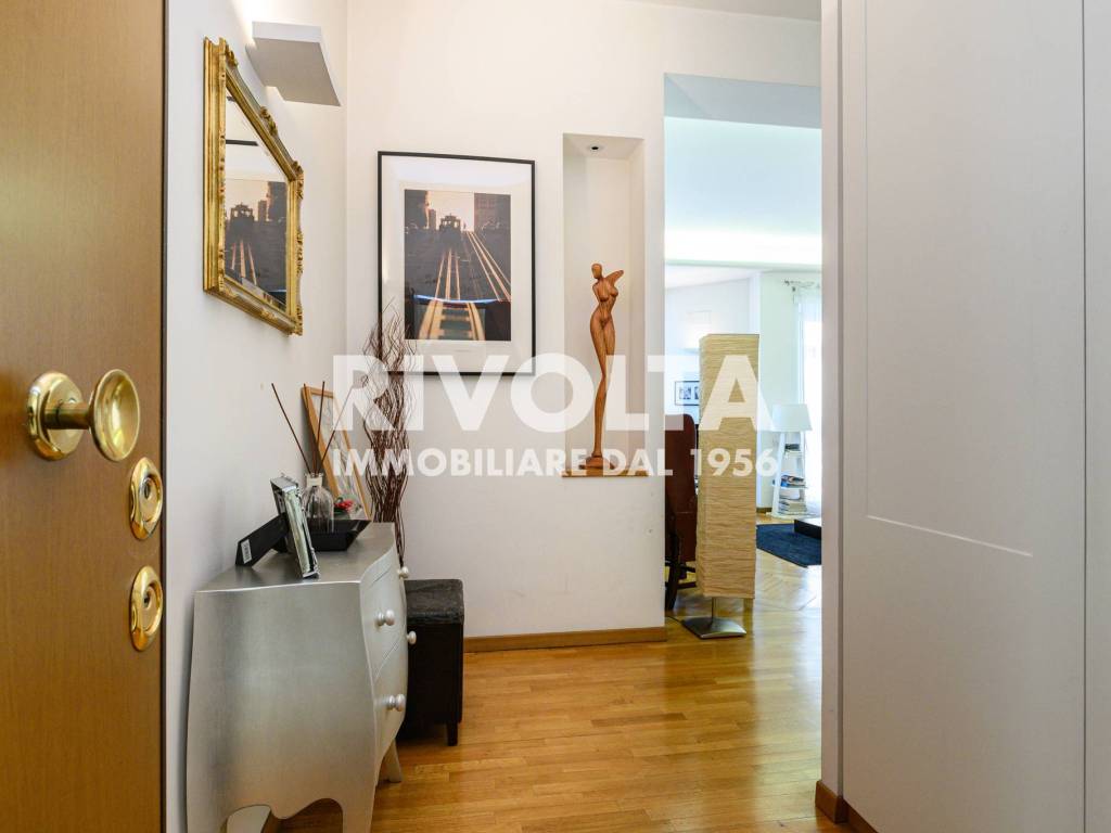 appartamento in vendita a Roma in zona Della Vittoria