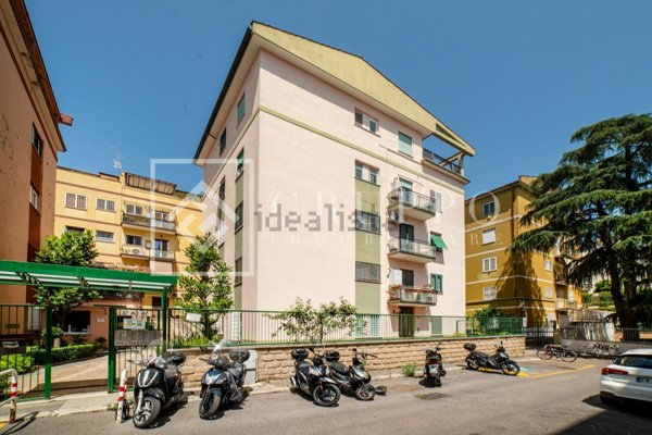 appartamento in vendita a Roma in zona Gianicolense
