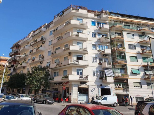appartamento in vendita a Roma in zona Tuscolano