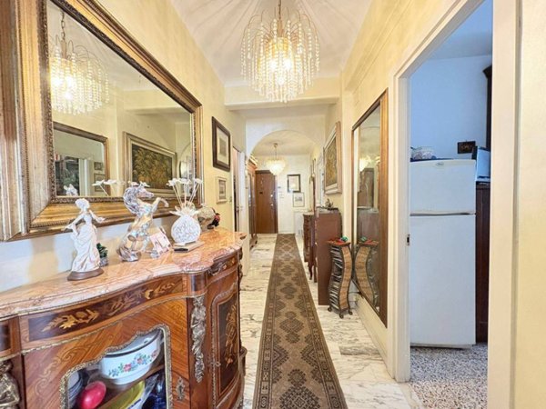 appartamento in vendita a Roma in zona Tuscolano