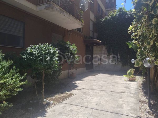 appartamento in vendita a Roma in zona Prenestino-Labicano