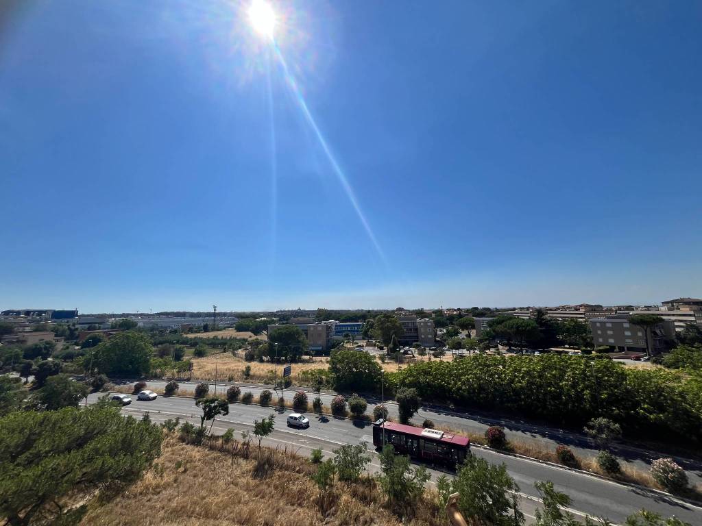 appartamento in vendita a Roma in zona Torre Maura