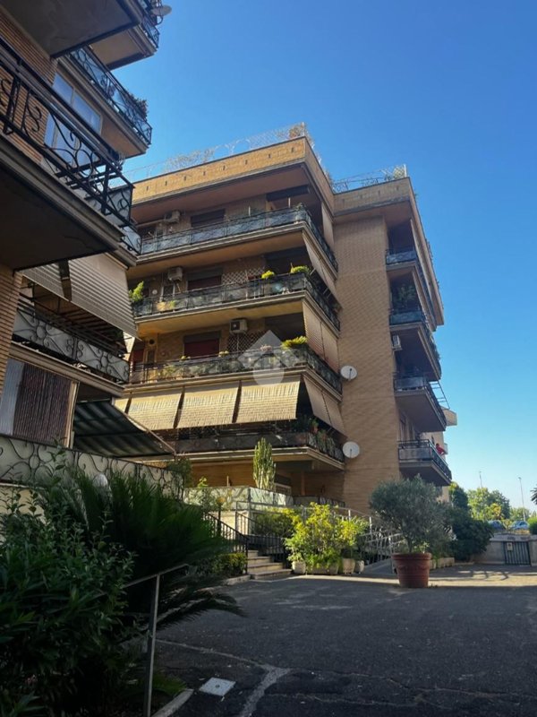 appartamento in vendita a Roma in zona Portuense
