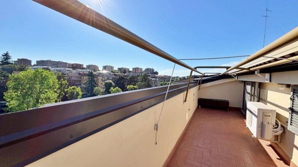attico in vendita a Roma in zona Gianicolense