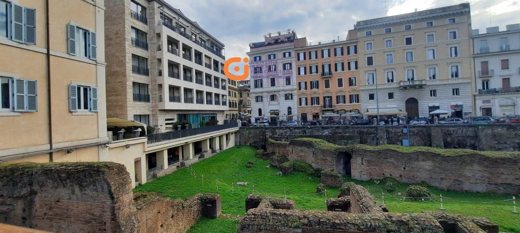 appartamento in vendita a Roma in zona Celio