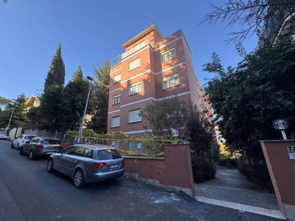 appartamento in vendita a Roma
