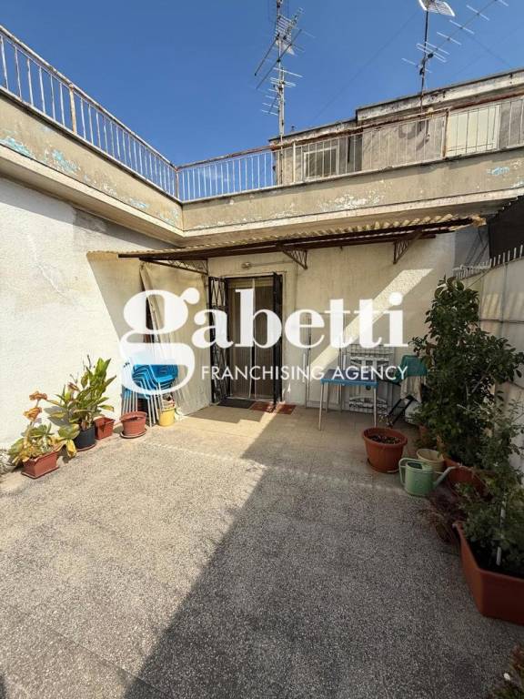 appartamento in vendita a Roma in zona Prenestino-Centocelle