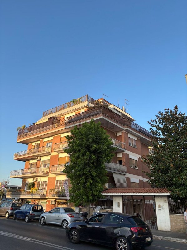 appartamento in vendita a Roma in zona Torrevecchia