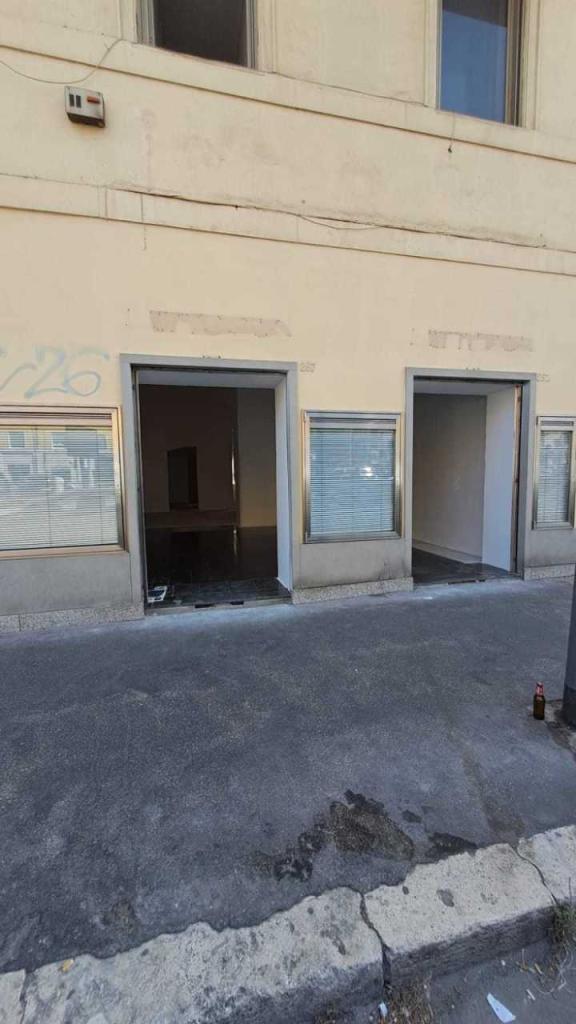 esavano in vendita a Roma