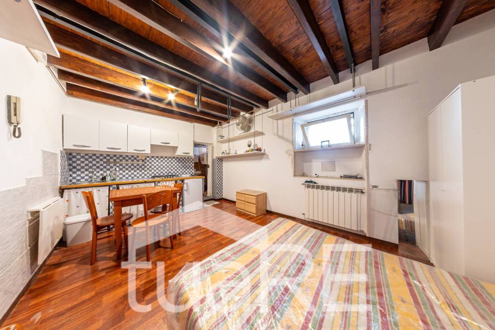 appartamento in vendita a Roma in zona Trastevere