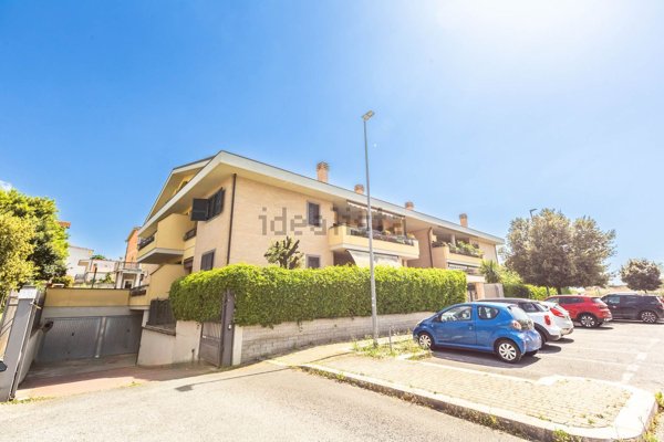 appartamento in vendita a Roma in zona Casal Morena