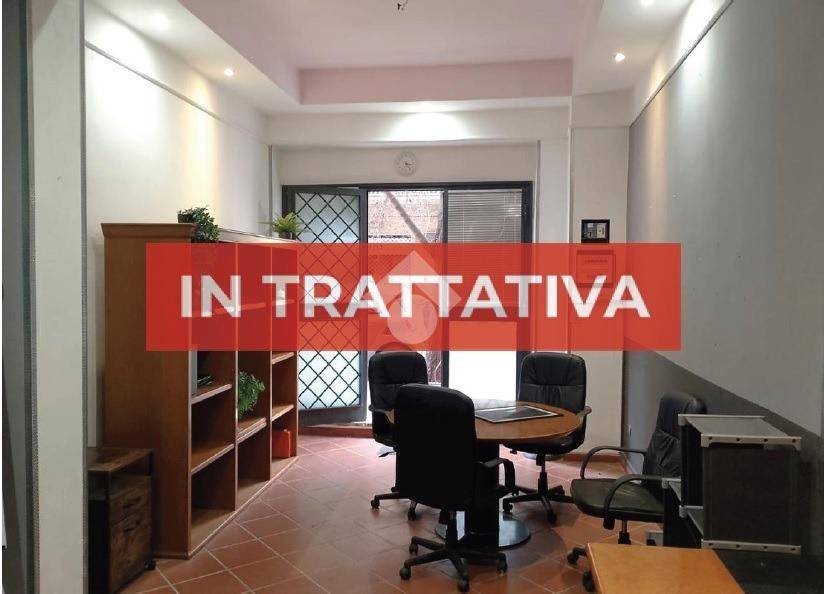 negozio in vendita a Roma in zona Appio Latino