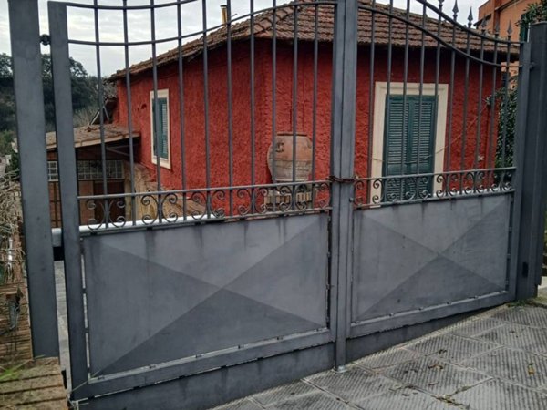 casa indipendente in vendita a Roma in zona Grottarossa
