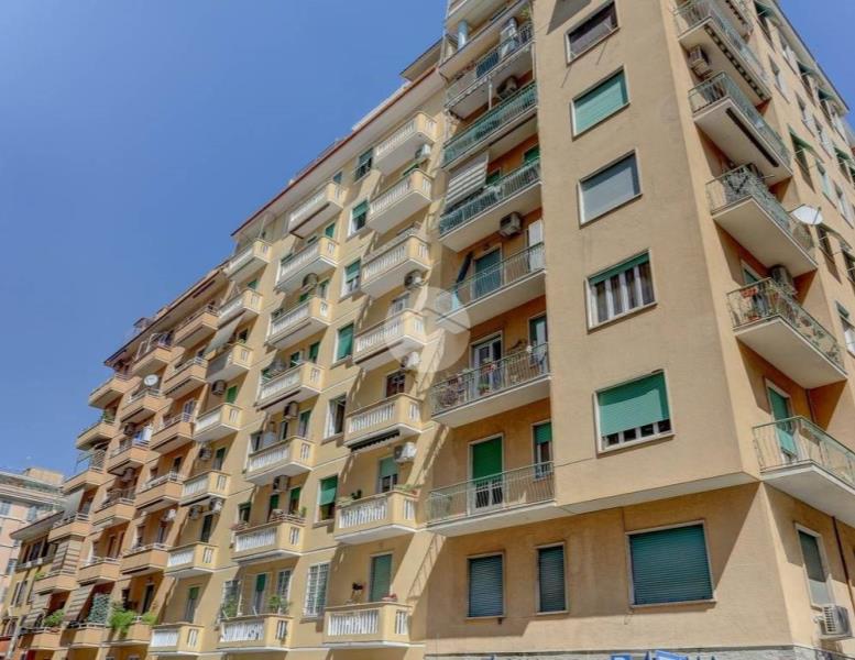 appartamento in vendita a Roma in zona Tuscolano