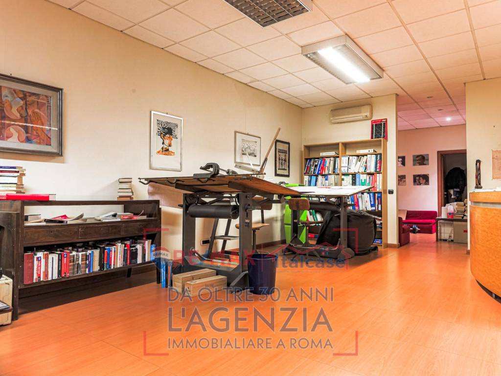 appartamento in vendita a Roma in zona Primavalle