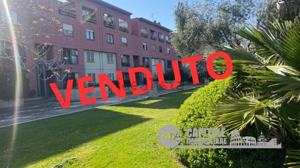 appartamento in vendita a Roma in zona Spinaceto