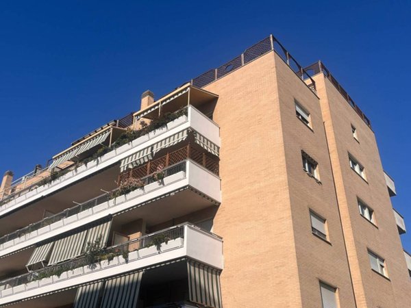 appartamento in vendita a Roma in zona Ostia