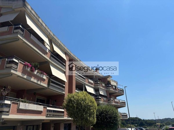 appartamento in vendita a Roma in zona Tor di Quinto