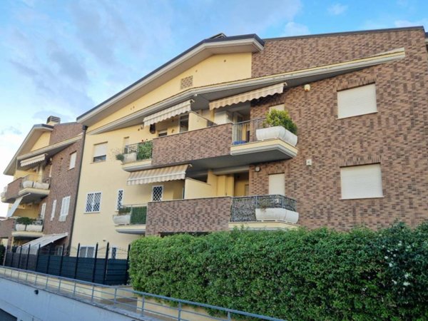 appartamento in vendita a Roma in zona Tor Vergata/Torrenova