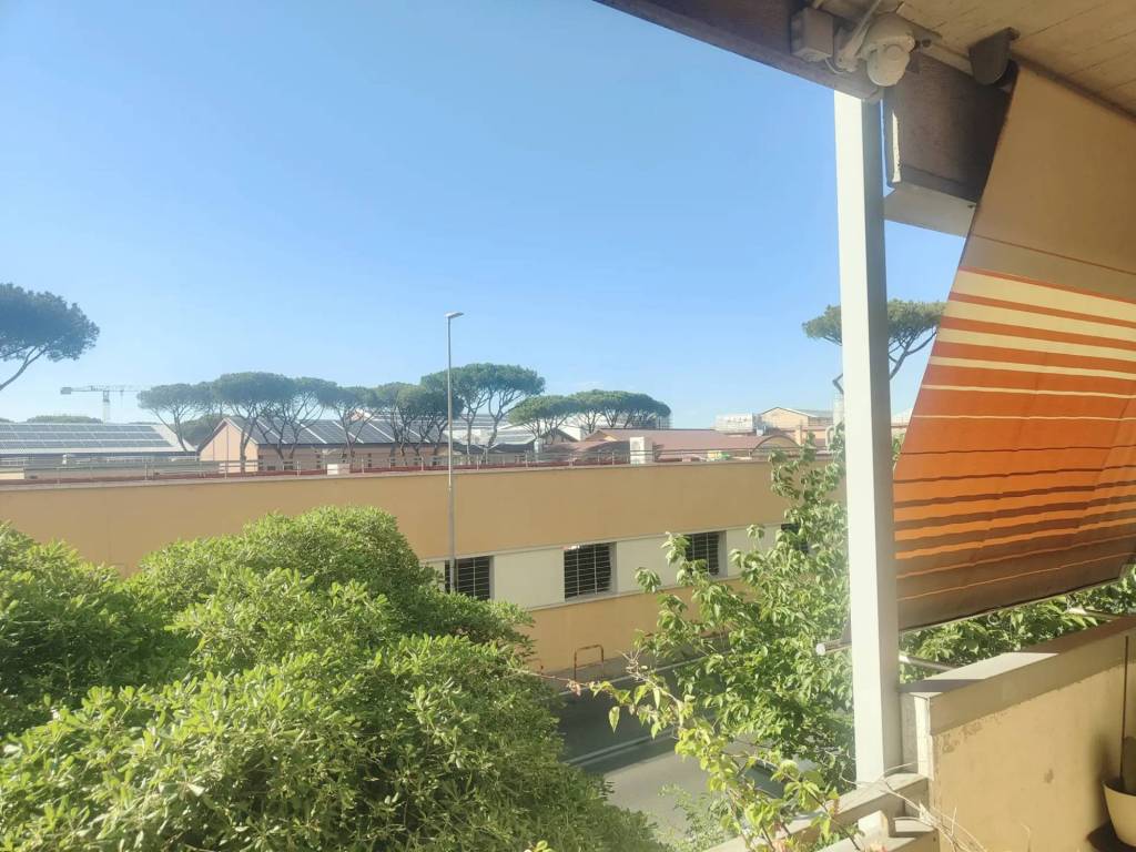 appartamento in vendita a Roma in zona Cinecittà