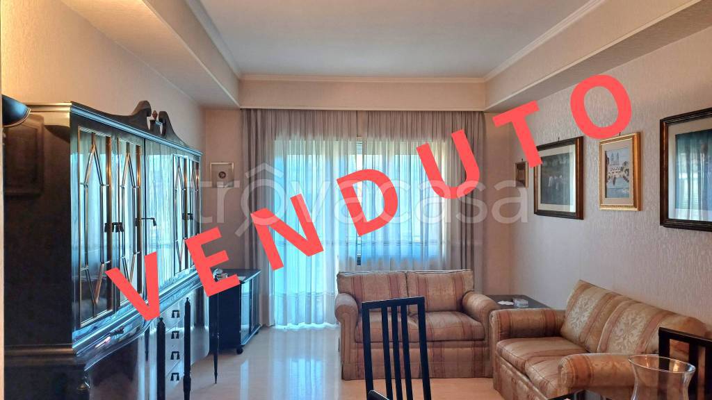 appartamento in vendita a Roma in zona Gianicolense