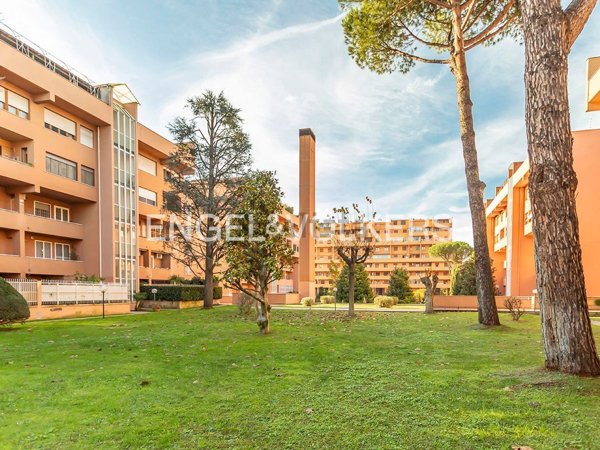 appartamento in vendita a Roma in zona Ardeatino