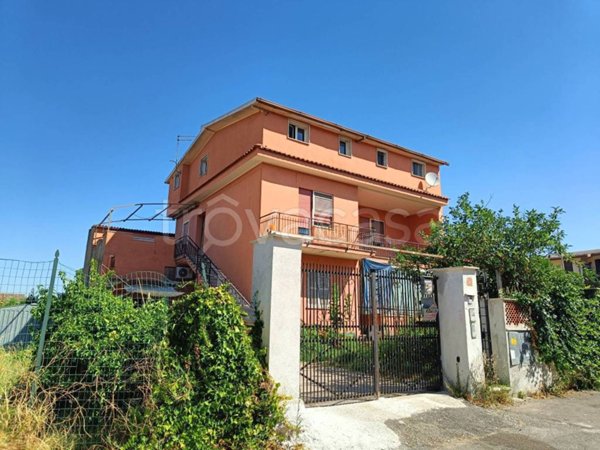 appartamento in vendita a Roma in zona Dragona/Bagnoletto