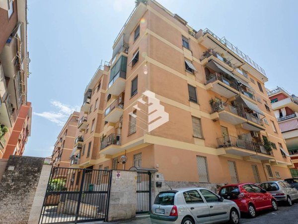 appartamento in vendita a Roma in zona Prenestino-Labicano