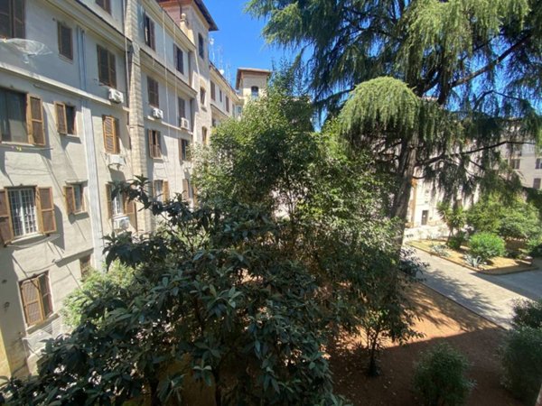 appartamento in vendita a Roma in zona Testaccio