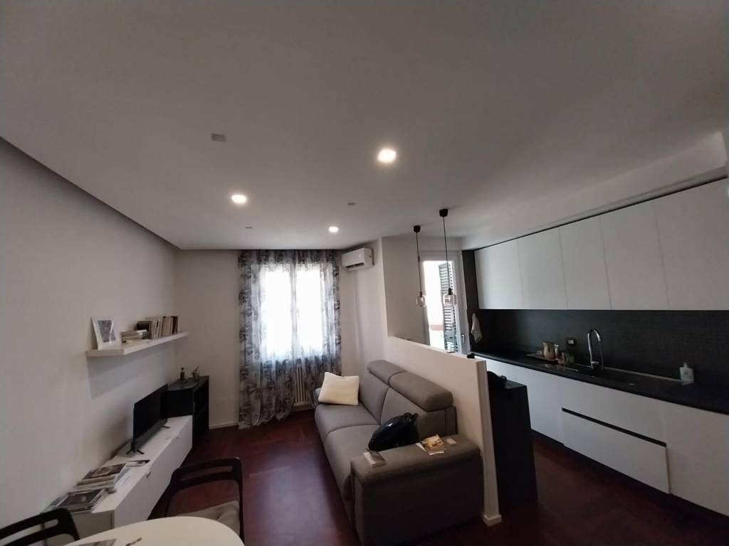 appartamento in vendita a Roma in zona Gianicolense