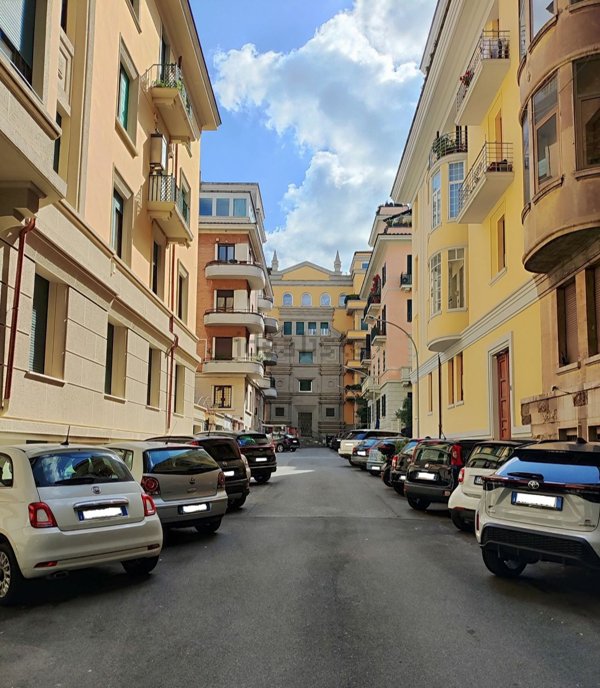 appartamento in vendita a Roma in zona Parioli