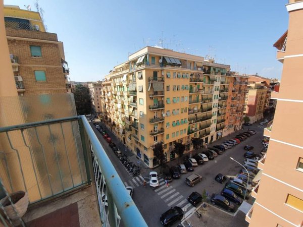 appartamento in vendita a Roma in zona Tuscolano