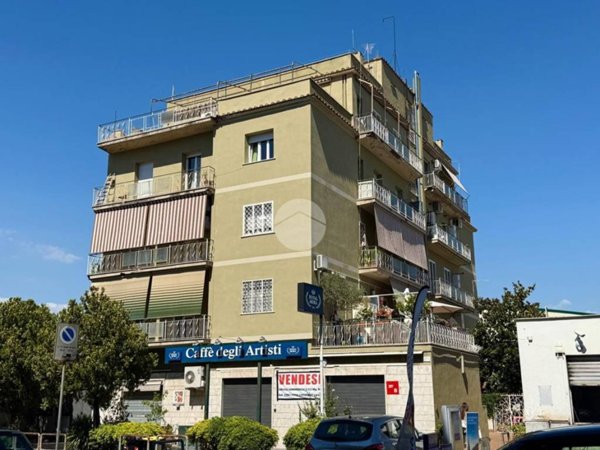 appartamento in vendita a Roma in zona Ponte Mammolo