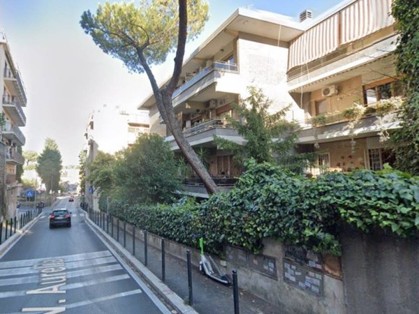 appartamento in vendita a Roma in zona Aurelio
