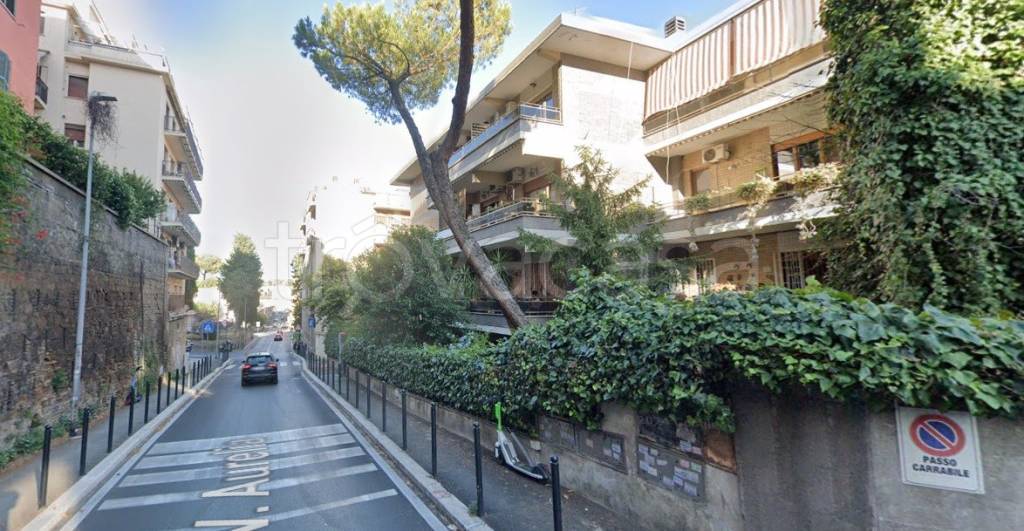 appartamento in vendita a Roma in zona Aurelio