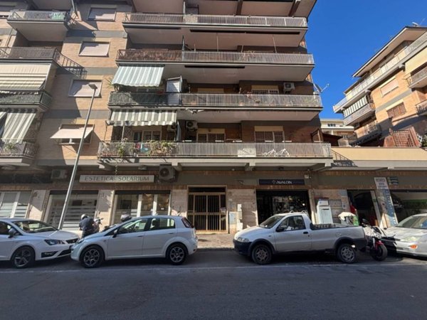 appartamento in vendita a Roma in zona Celio