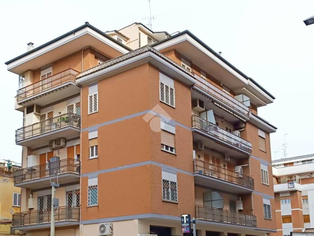 appartamento in vendita a Roma in zona Collatino