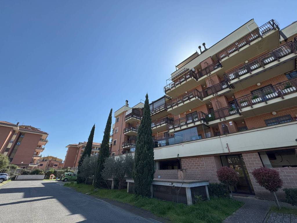 appartamento in vendita a Roma in zona Tor Vergata/Torrenova