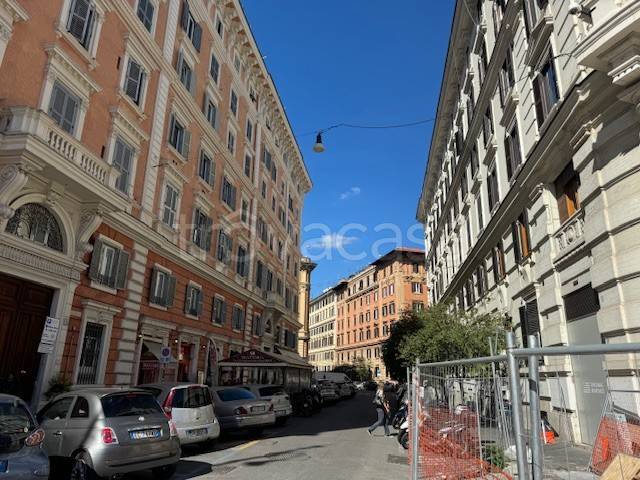 monolocale in vendita a Roma in zona Rione Prati