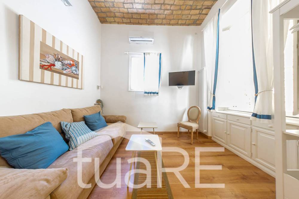 appartamento in vendita a Roma in zona Esquilino
