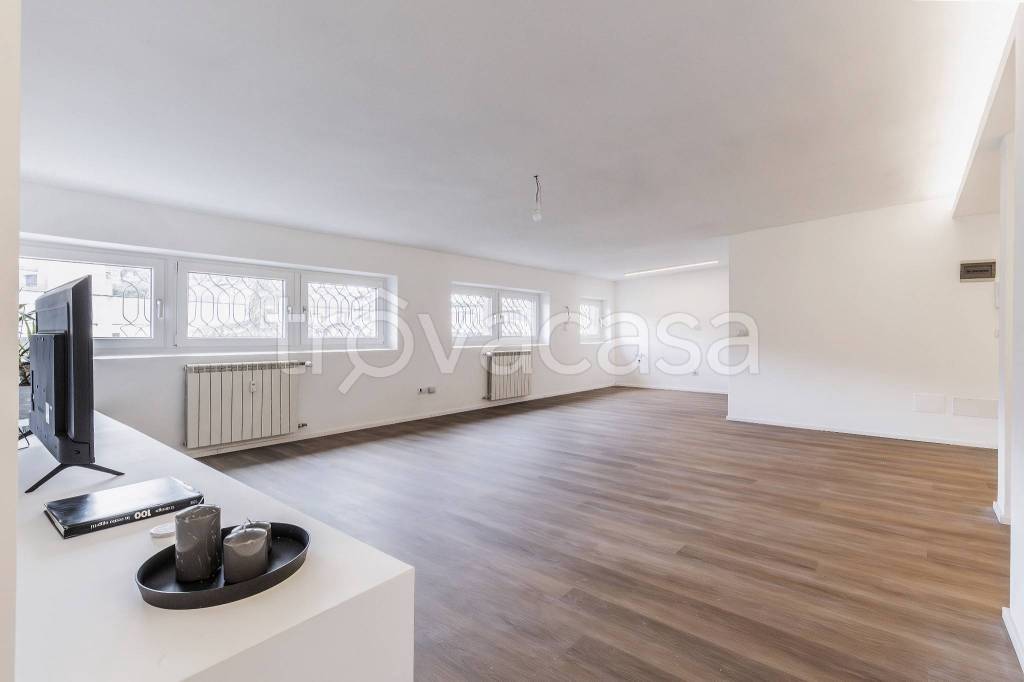 appartamento in vendita a Roma in zona Torrino