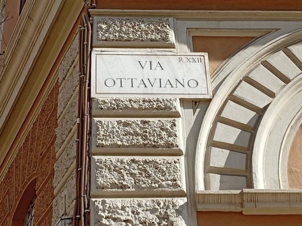 appartamento in vendita a Roma in zona Rione Prati