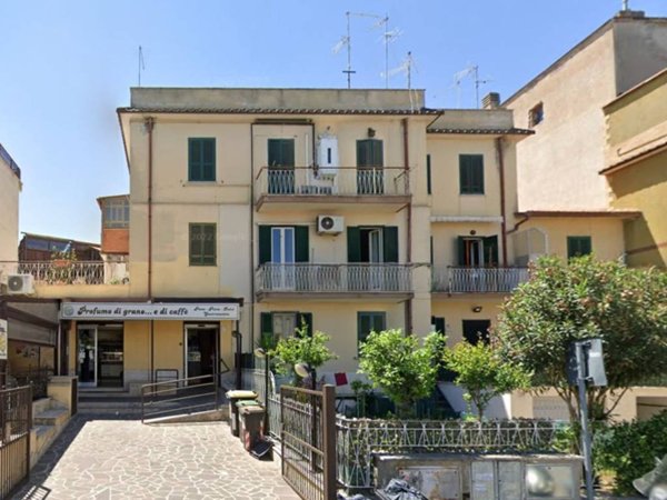 appartamento in vendita a Roma in zona Finocchio