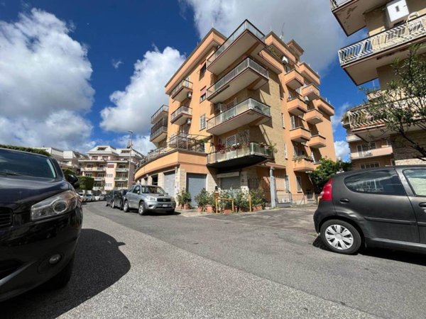 appartamento in vendita a Roma in zona Aurelio
